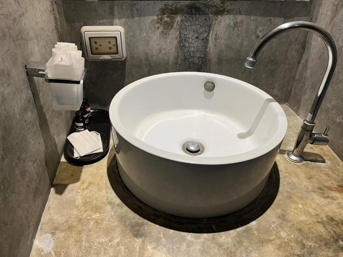 Hotel Tatata Ko Tao Esterno foto